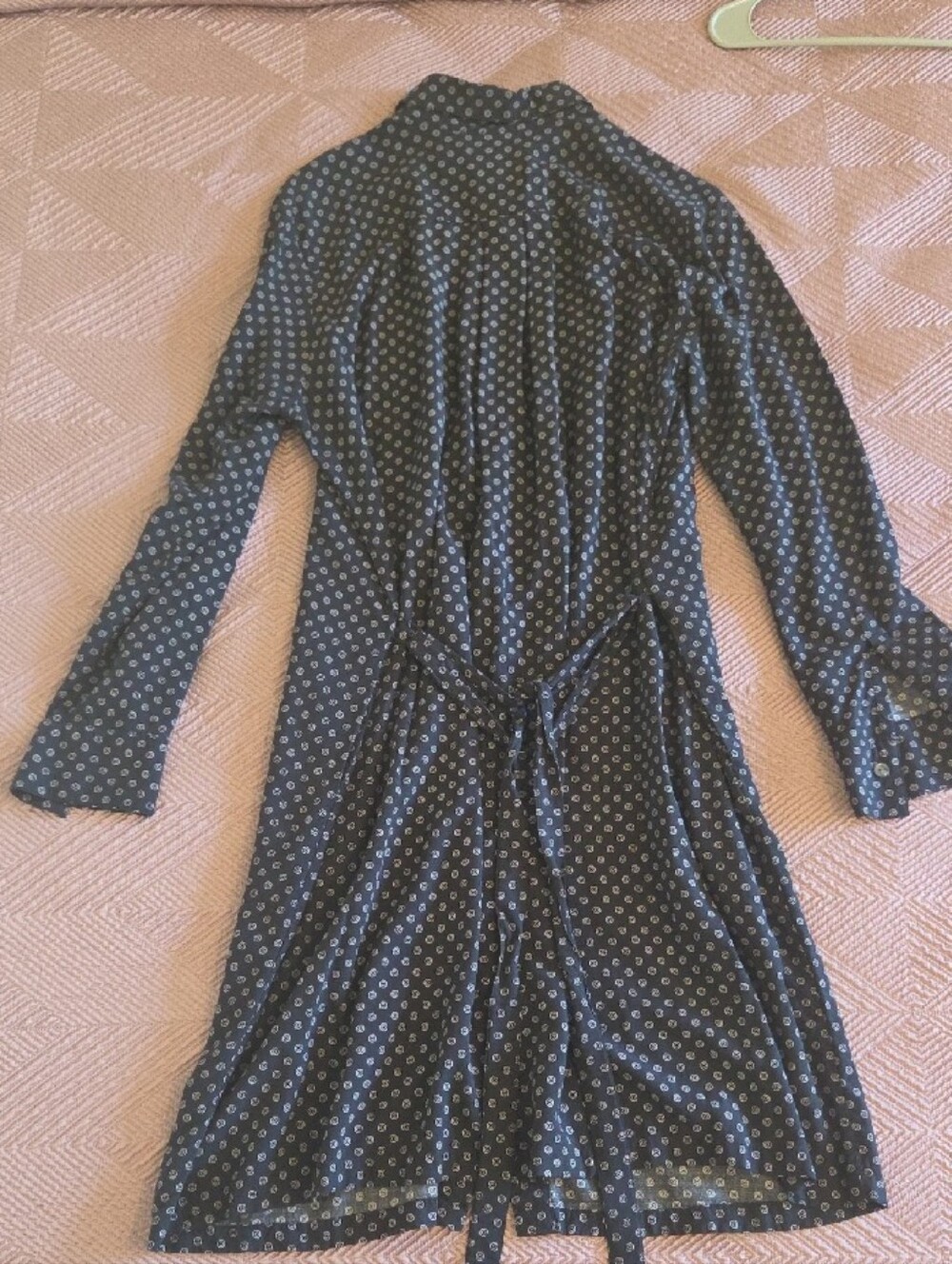 Uniqlo Black Long-Sleeve Button-Front Dress with Motif And Sash